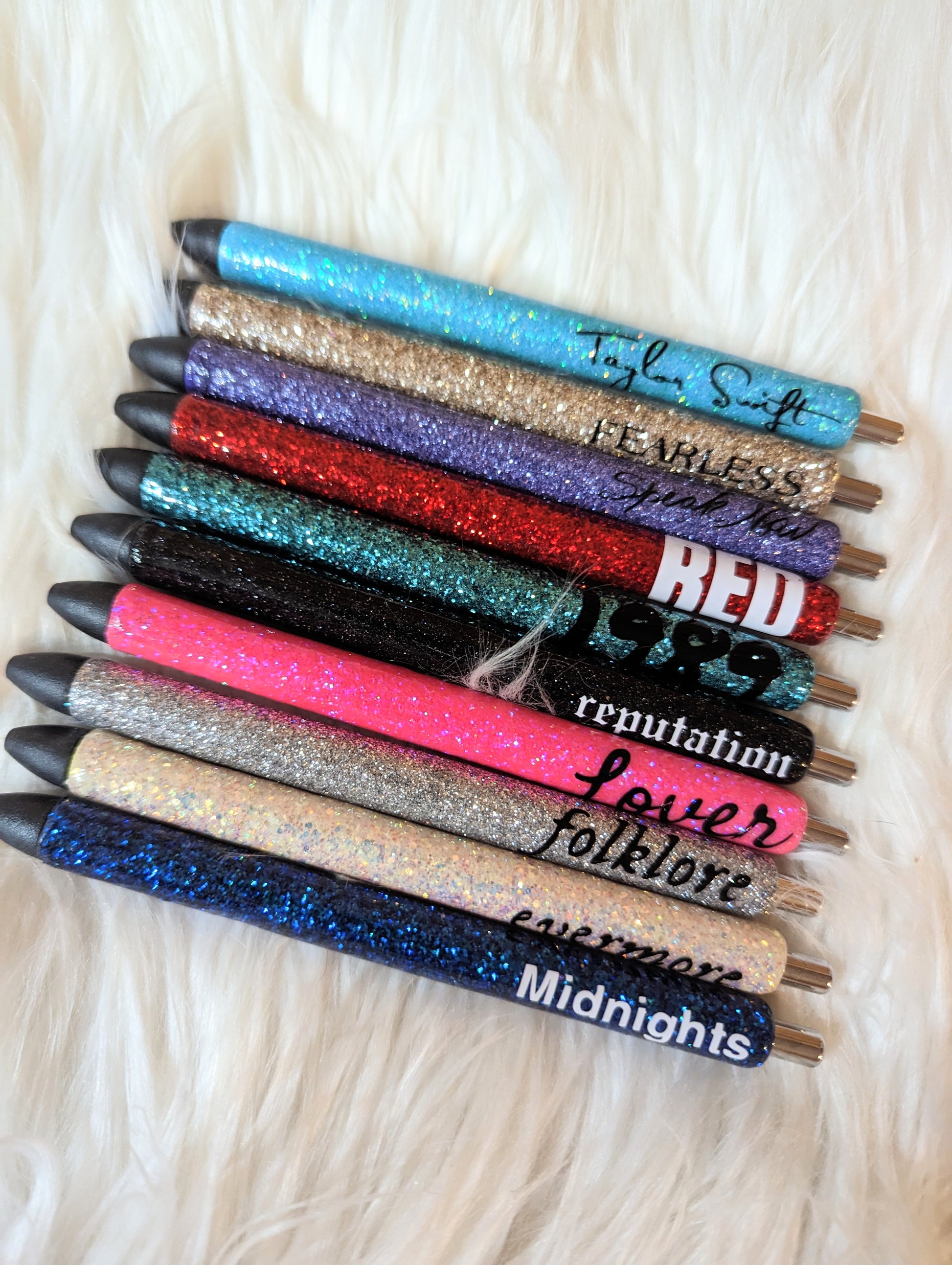 Taylor Swift Pencils Customised Pencils Featuring Reputation Song Titles 