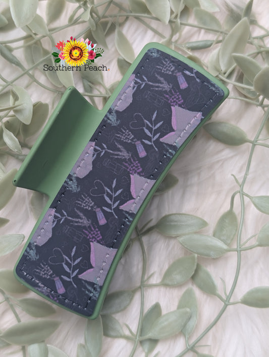 Plantish Book Claw Clip