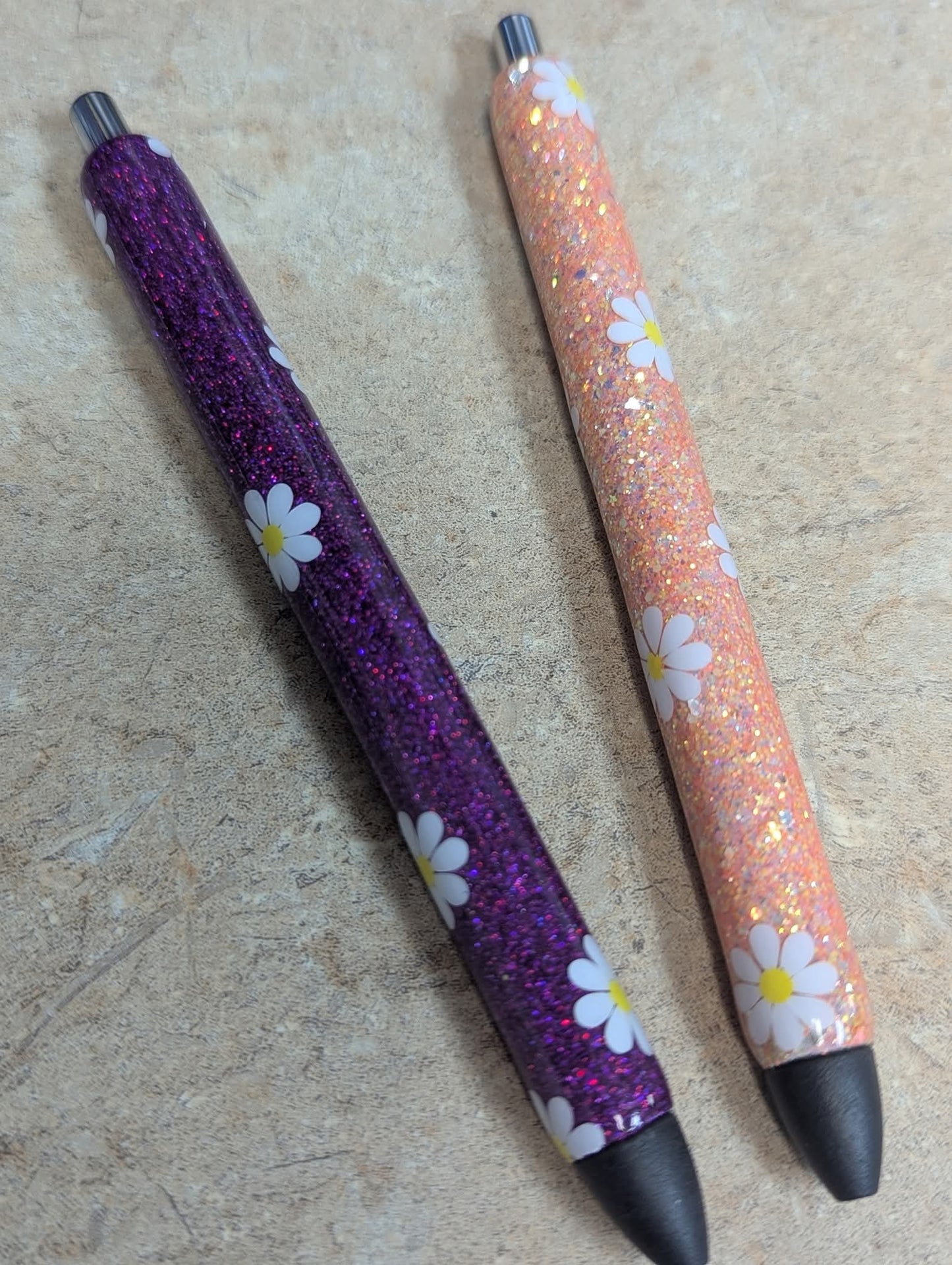 Daisy Glitter Pen - Papermate Black Ink